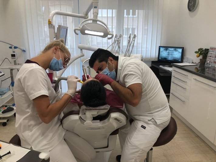 Hermesz Dental Fogászat - Gyógyszeres fogtömés Sopronban